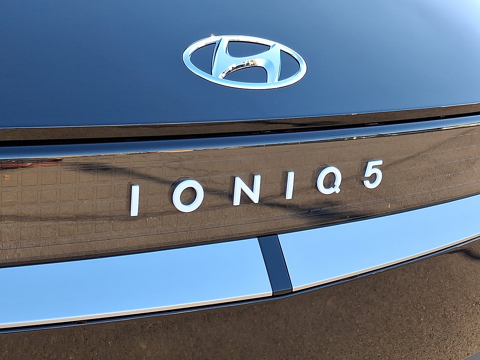 New 2024 Hyundai Ioniq 5 SEL image 11