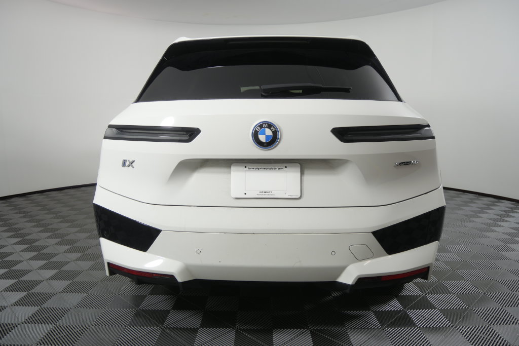 Certified 2024 BMW iX xDrive50 w/ Premium Package AWD/4WD image 5