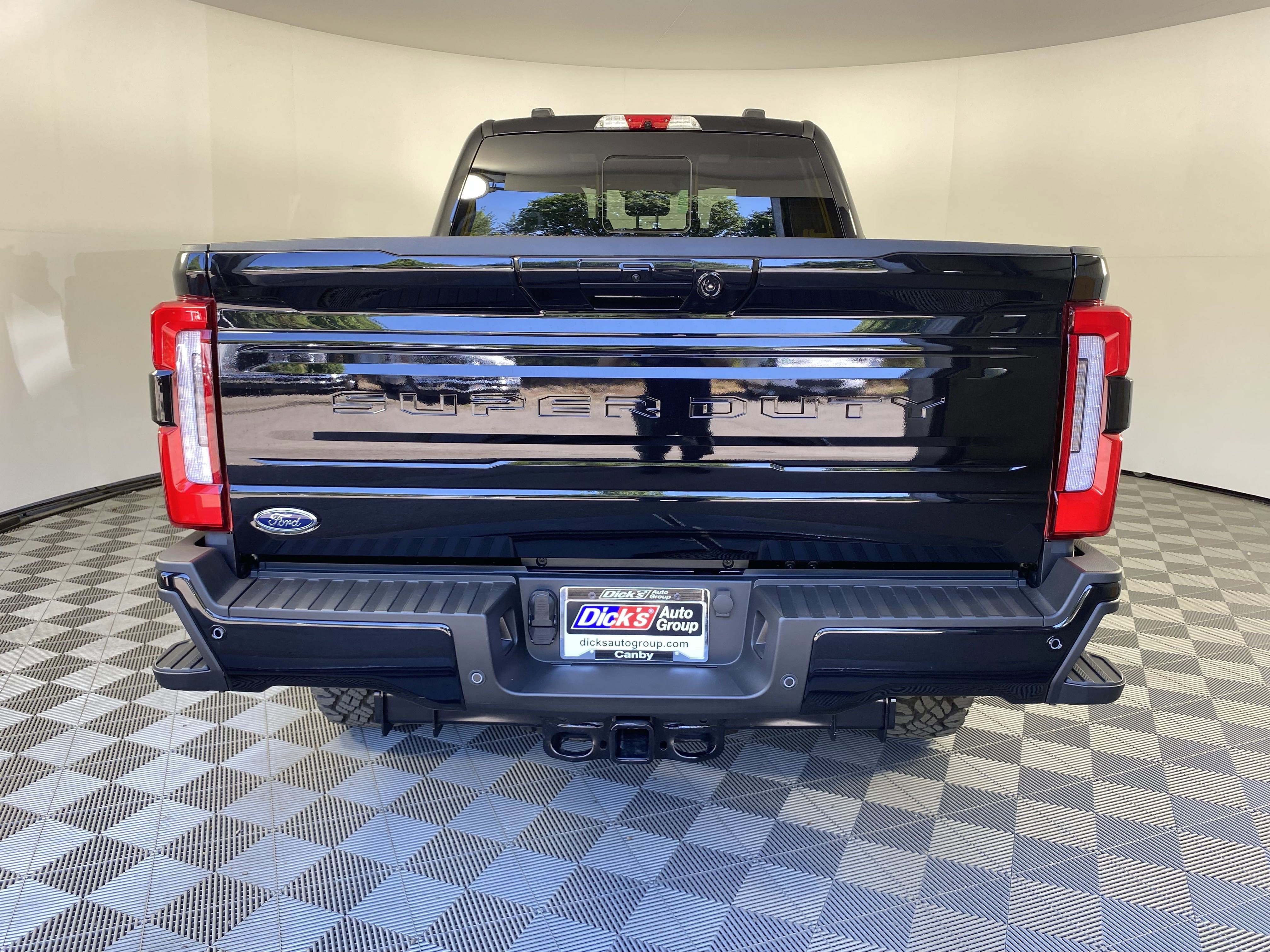 New 2025 Ford F350 Platinum w/ Tremor Off-Road Package image 4