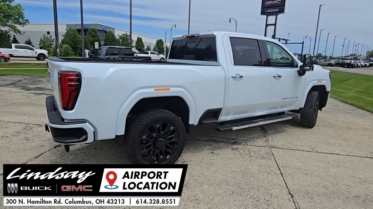 New 2026 GMC Sierra 2500 Denali w/ Denali Reserve Package AWD/4WD image 9
