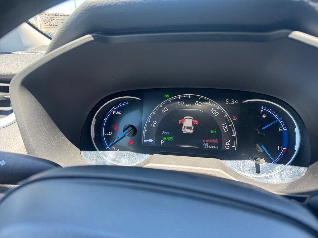 Used 2024 Toyota RAV4 LE AWD/4WD image 22