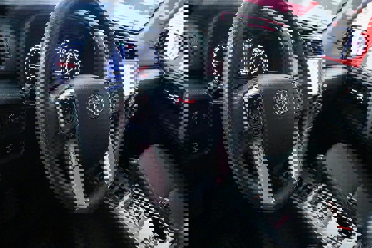 Used 2021 Toyota 4Runner SR5 Premium w/ Moonroof Package image 12