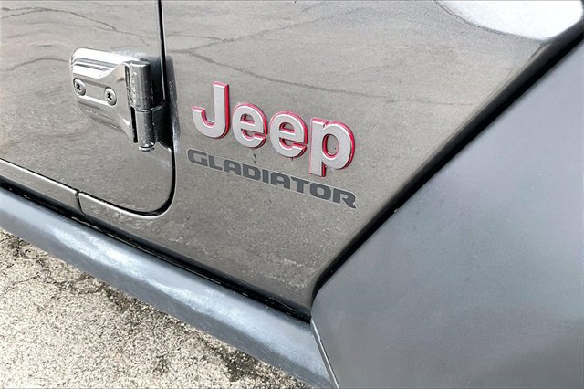 Used 2021 Jeep Gladiator Rubicon w/ Trailer Tow Package image 25