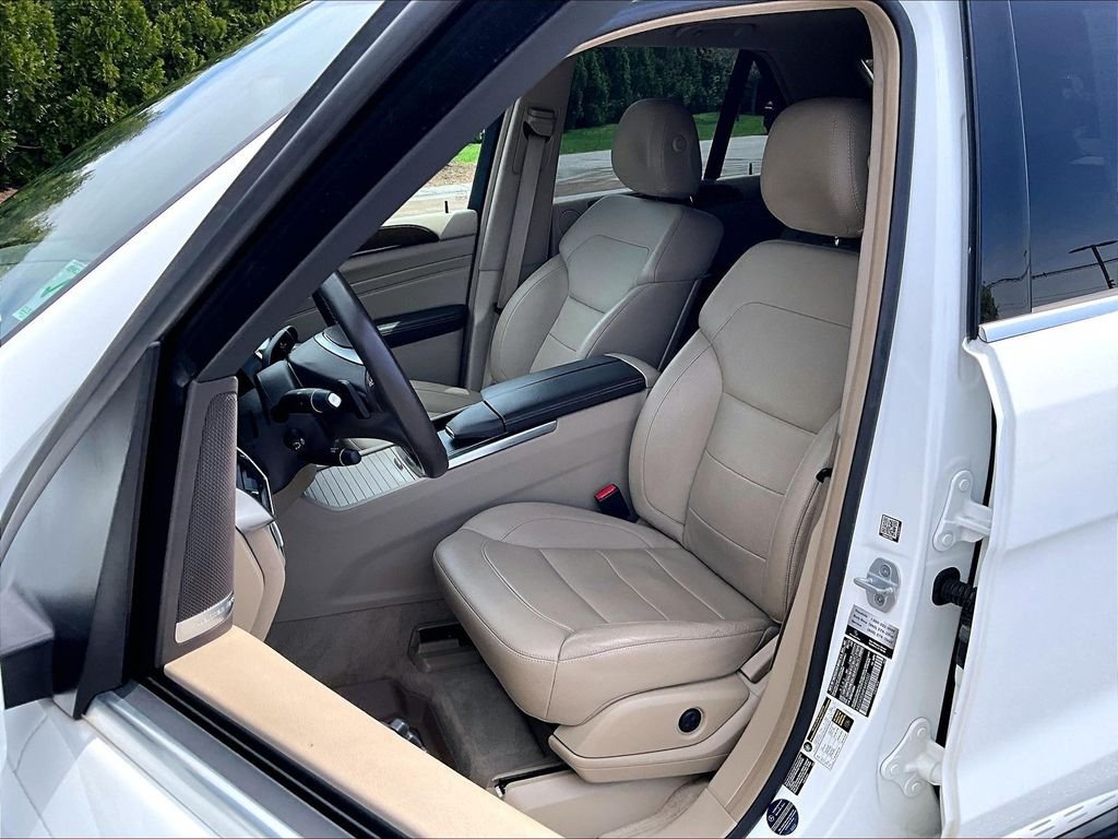 Used 2015 Mercedes-Benz ML 250 BlueTEC 4MATIC image 10