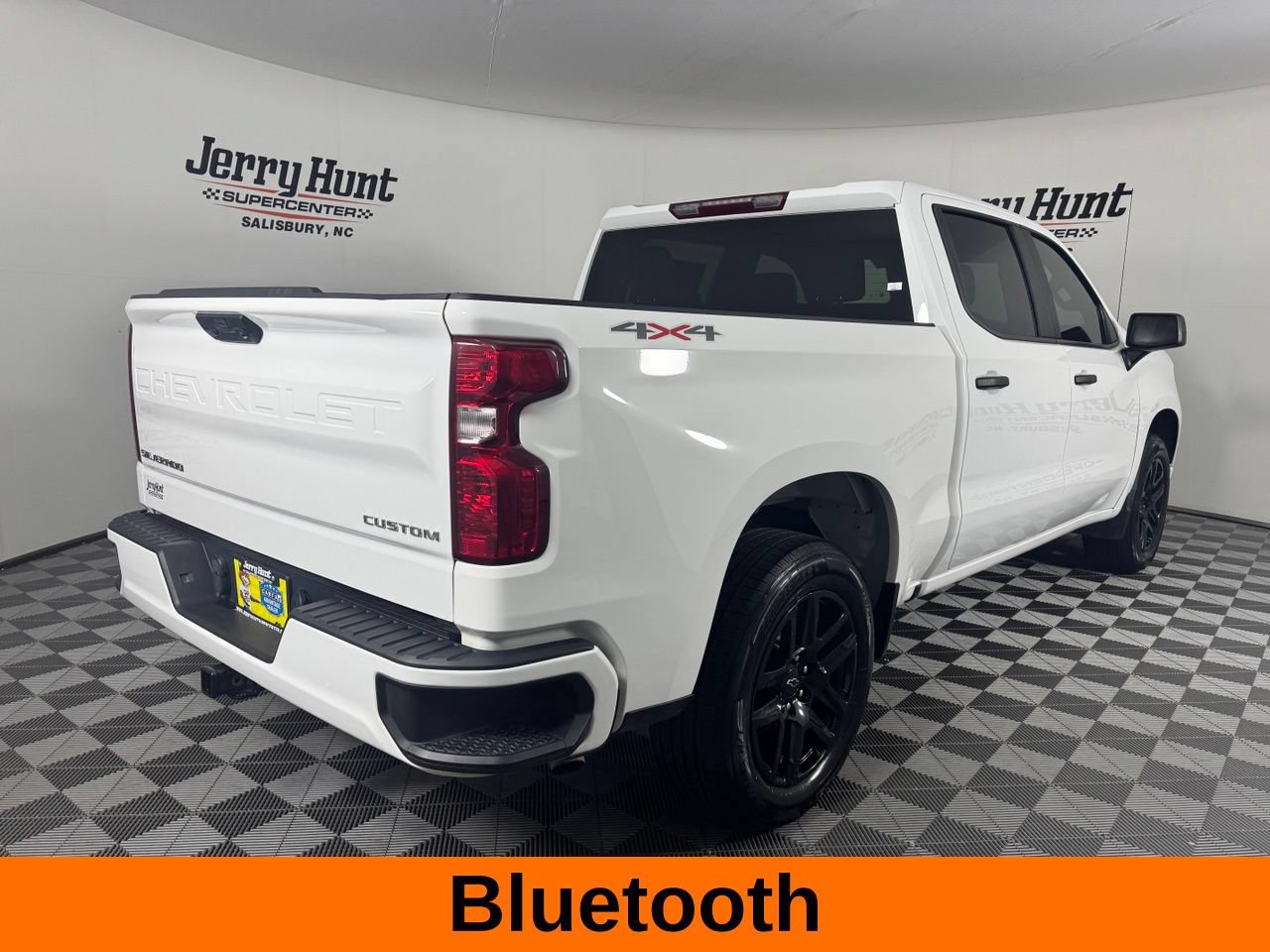 Used 2025 Chevrolet Silverado 1500 Custom AWD/4WD image 7