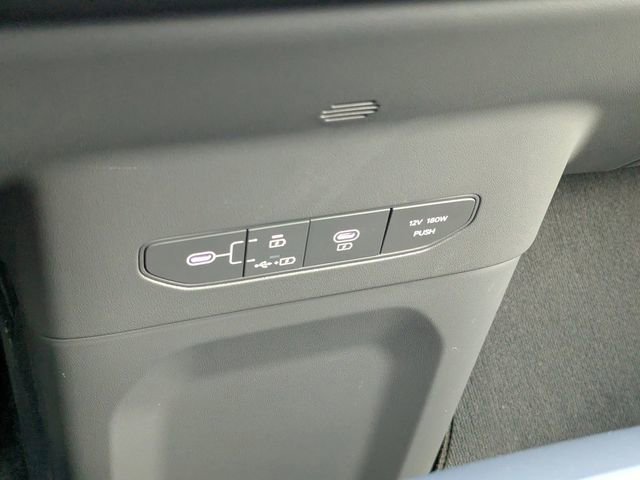 Used 2025 Kia EV9 Wind image 29