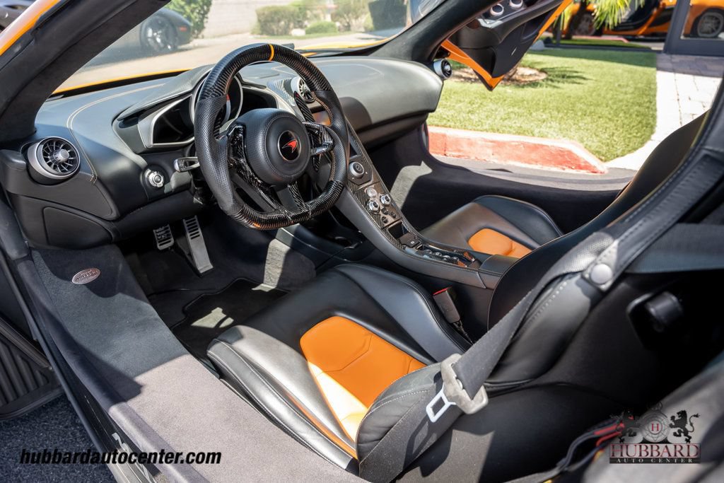 Used 2012 McLaren MP4-12C Coupe RWD image 17
