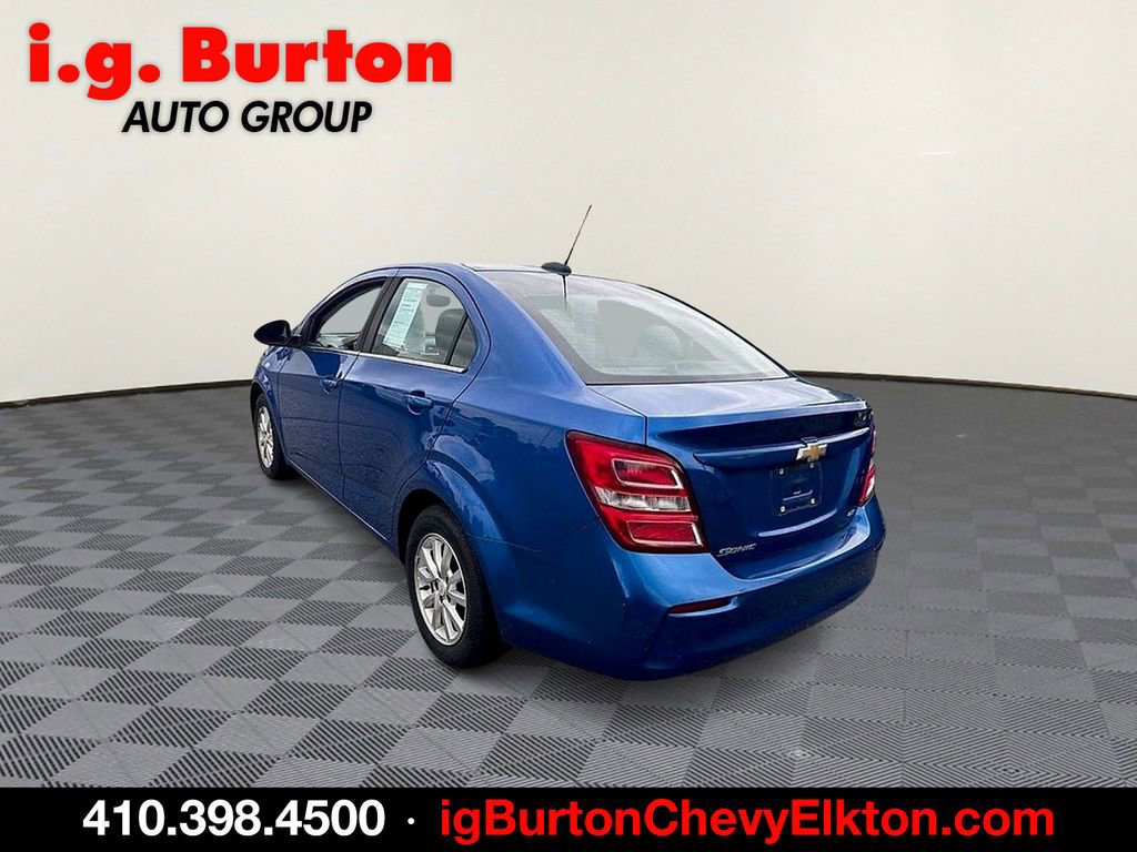 Used 2019 Chevrolet Sonic LT FWD image 5