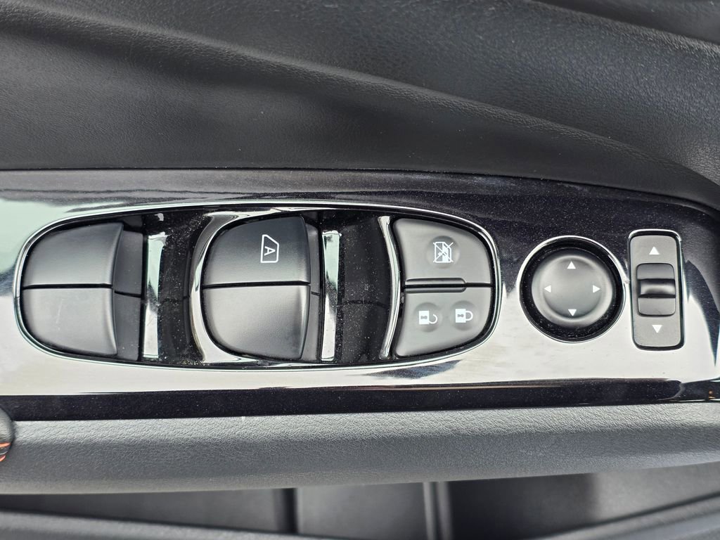 Used 2024 Nissan Altima 2.5 SR image 13