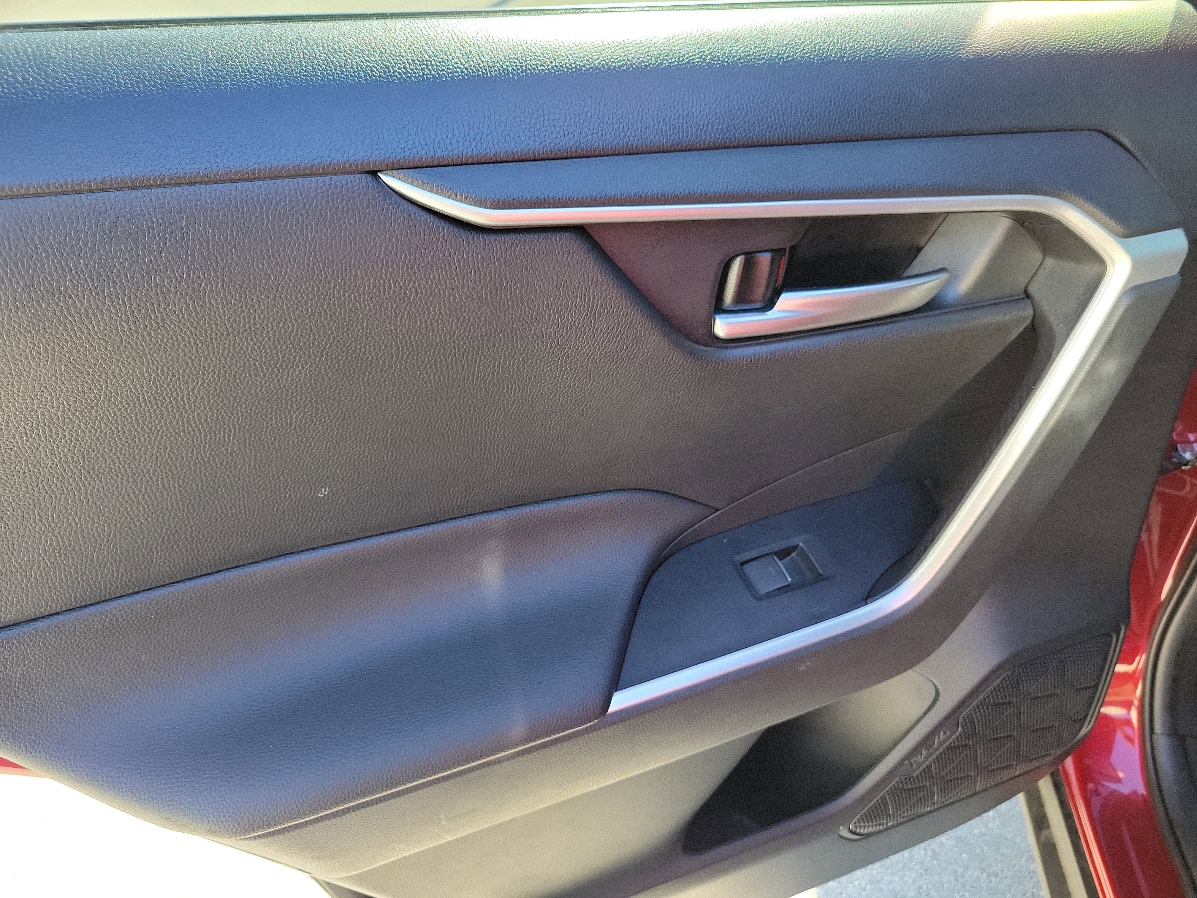 Used 2024 Toyota RAV4 XLE image 12