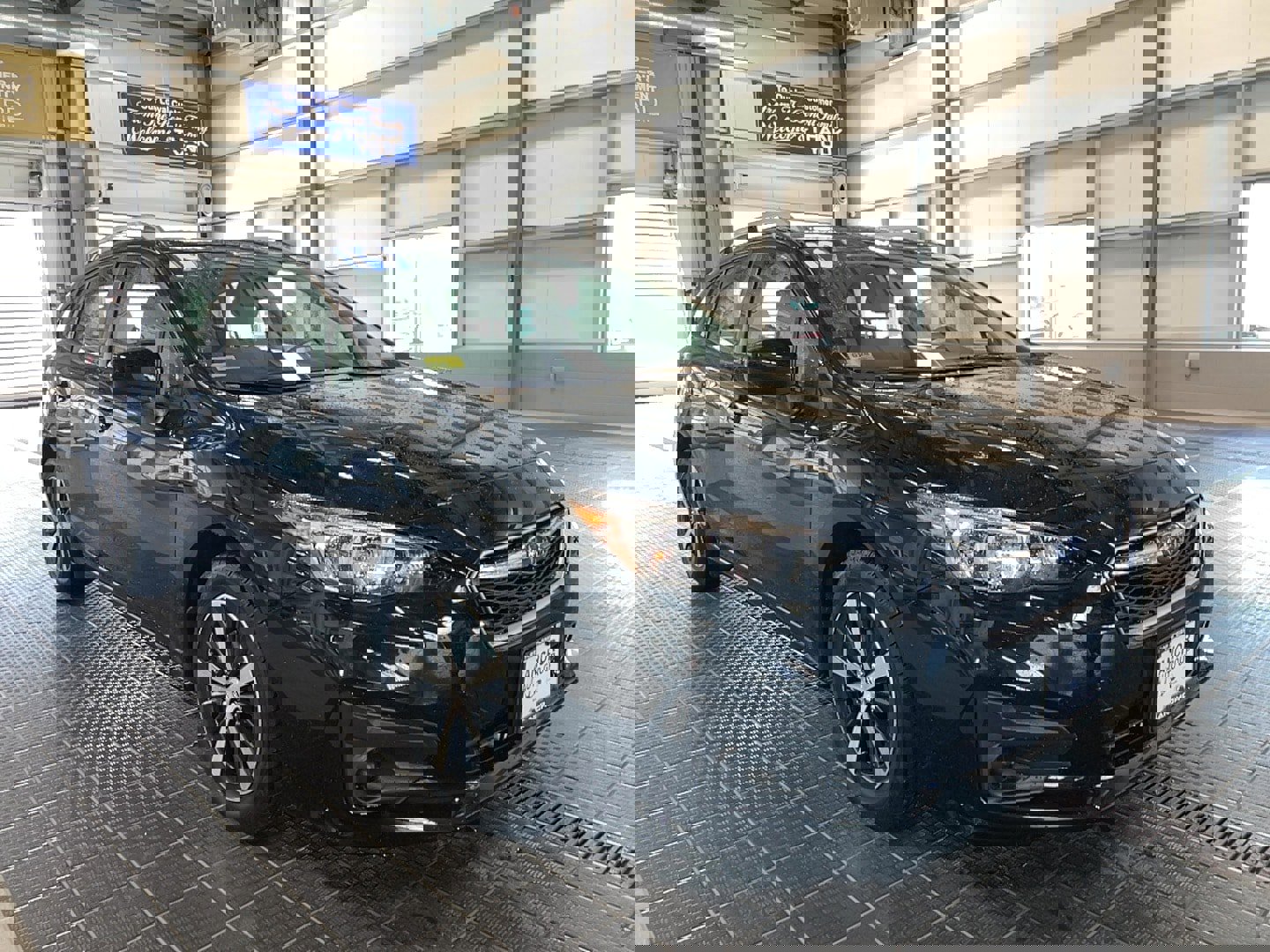 Used 2019 Subaru Impreza 2.0i Premium image 1