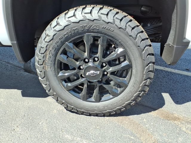 New 2026 Chevrolet Silverado 2500 LTZ w/ LTZ Plus Package AWD/4WD image 9