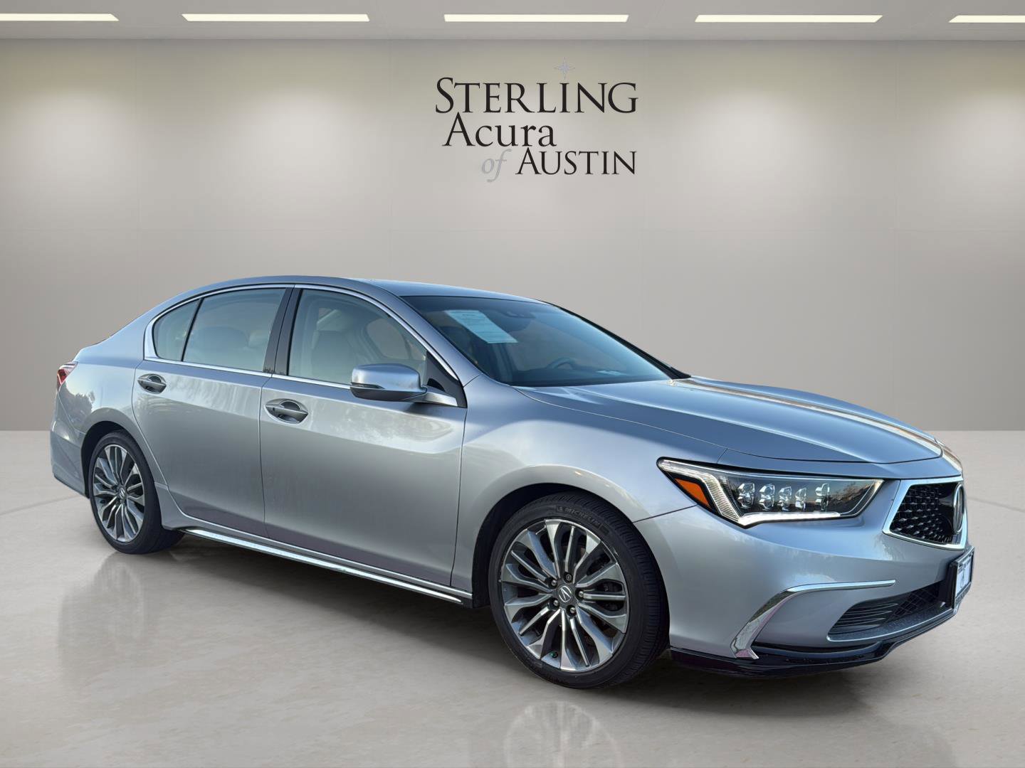 Certified 2018 Acura RLX w/ Technology Package image 3