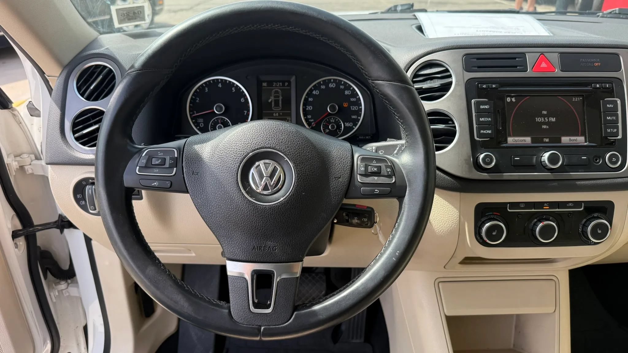 Used 2011 Volkswagen Tiguan S AWD/4WD image 17