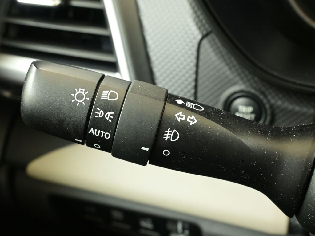 Certified 2024 Subaru Forester Limited image 28