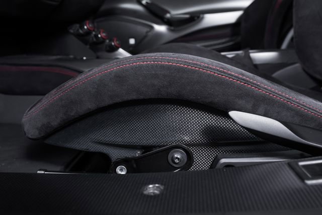 Used 2019 Ferrari 488 Pista Coupe RWD image 29