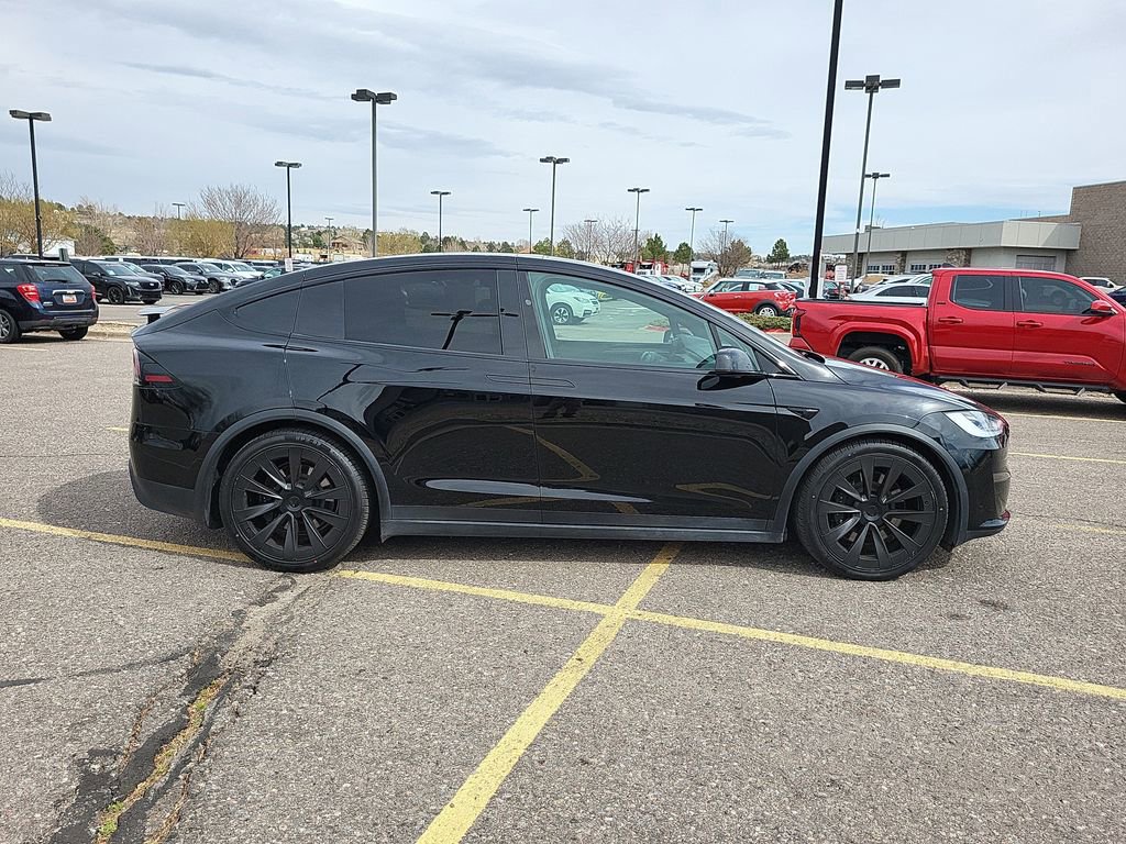 Used 2023 Tesla Model X image 3
