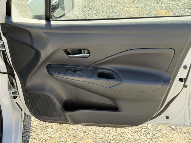 Used 2024 Nissan Versa SV FWD image 10
