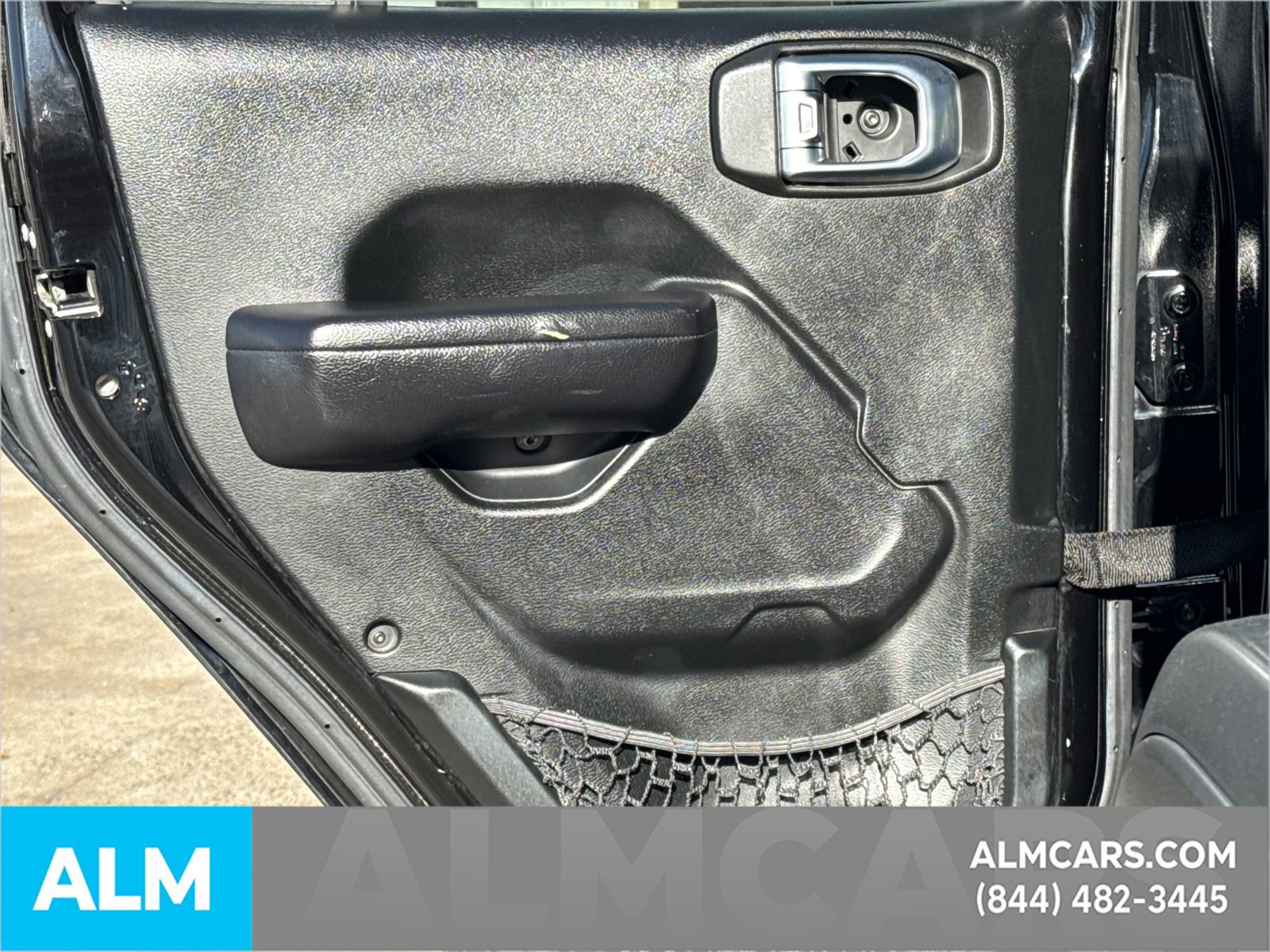 Used 2018 Jeep Wrangler Unlimited Rubicon image 24