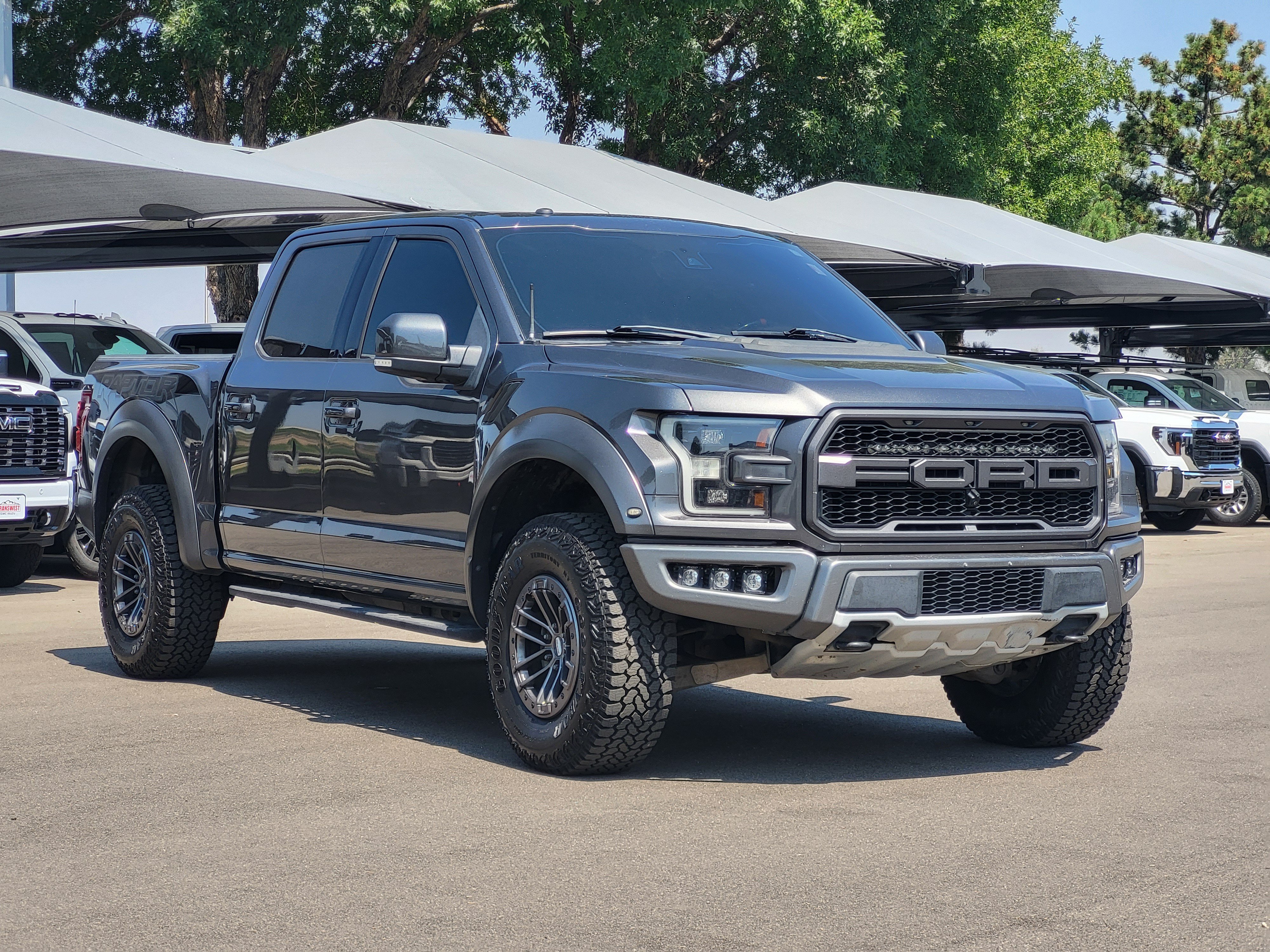 Used 2018 Ford F150 Raptor w/ Equipment Group 802A Luxury AWD/4WD image 3