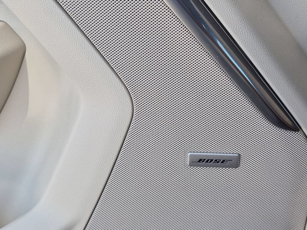 Used 2022 GMC Yukon Denali RWD image 30