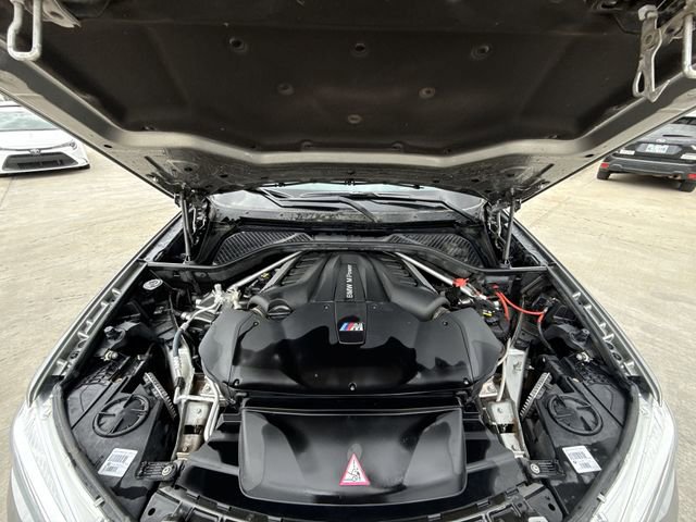 Used 2018 BMW X5 M image 26