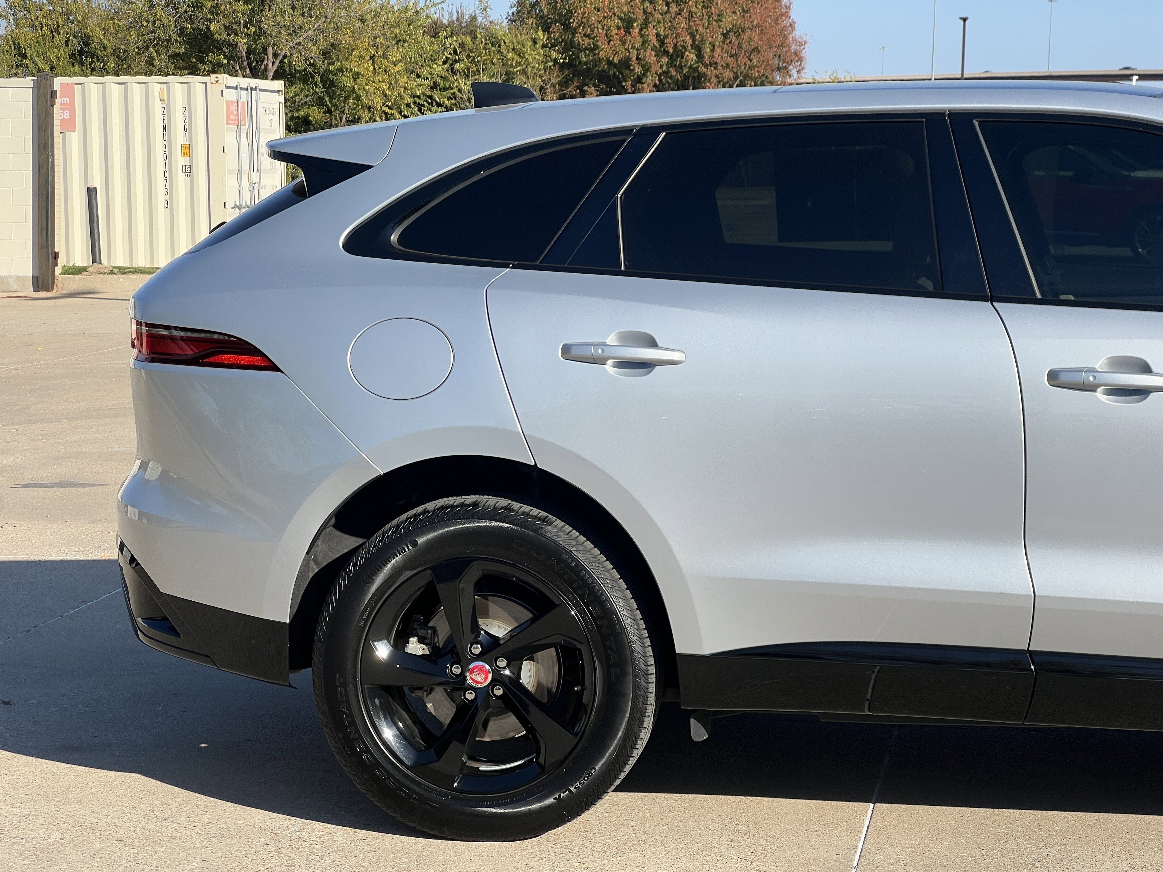 Used 2023 Jaguar F-PACE S image 10