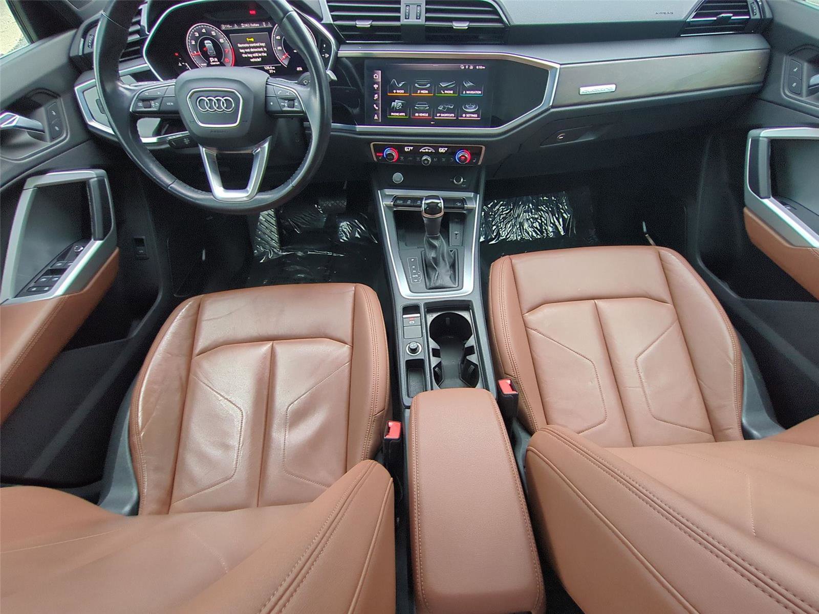 Used 2019 Audi Q3 2.0T Premium Plus w/ Premium Plus Package image 18