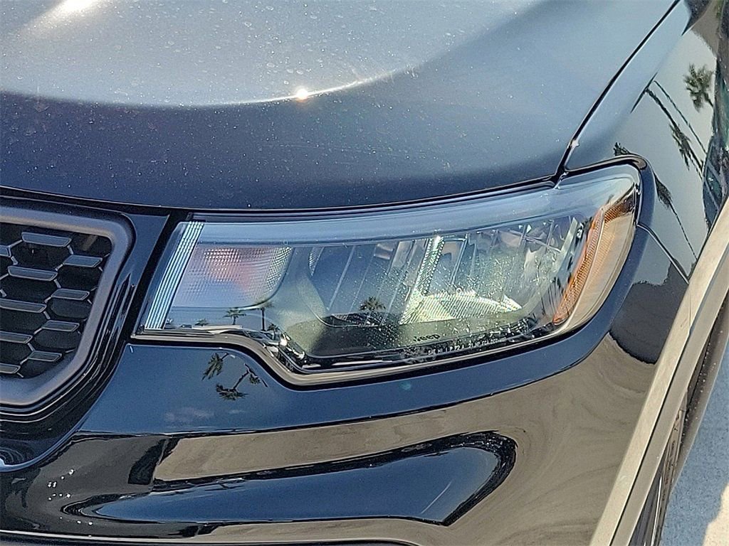New 2026 Jeep Compass Latitude w/ Sun and Sound Group image 22