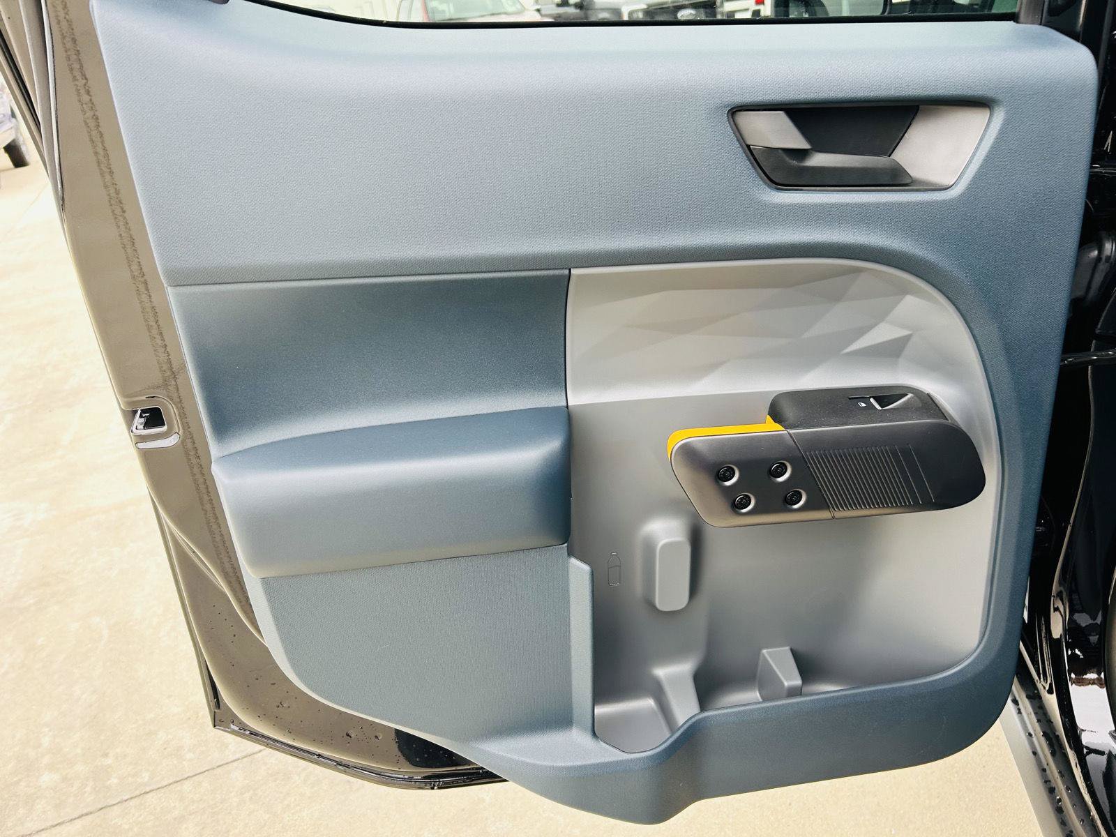 New 2026 Ford Maverick Tremor AWD/4WD image 32