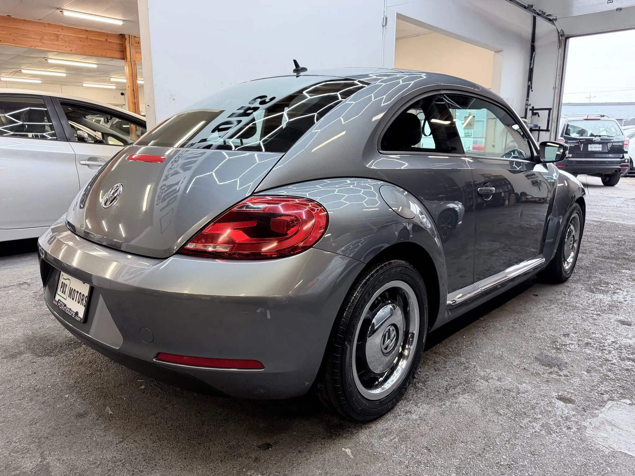 Used 2012 Volkswagen Beetle 2.5 image 8