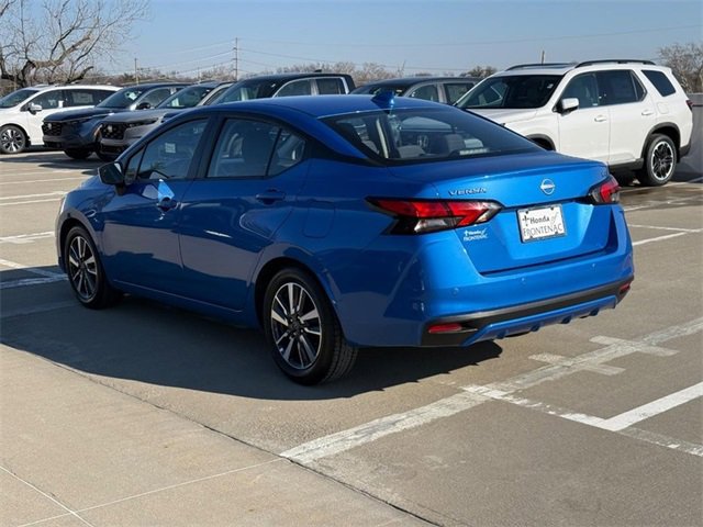 Used 2023 Nissan Versa SV image 6