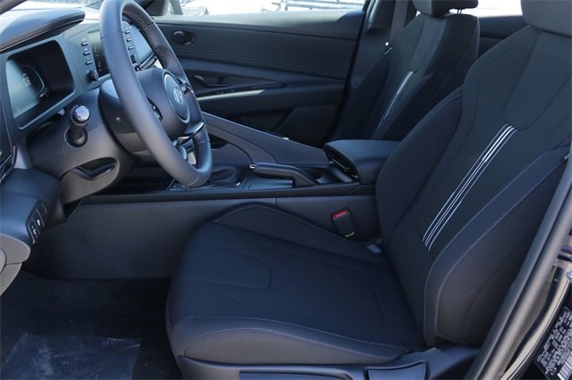 Certified 2026 Hyundai Elantra Sport image 9