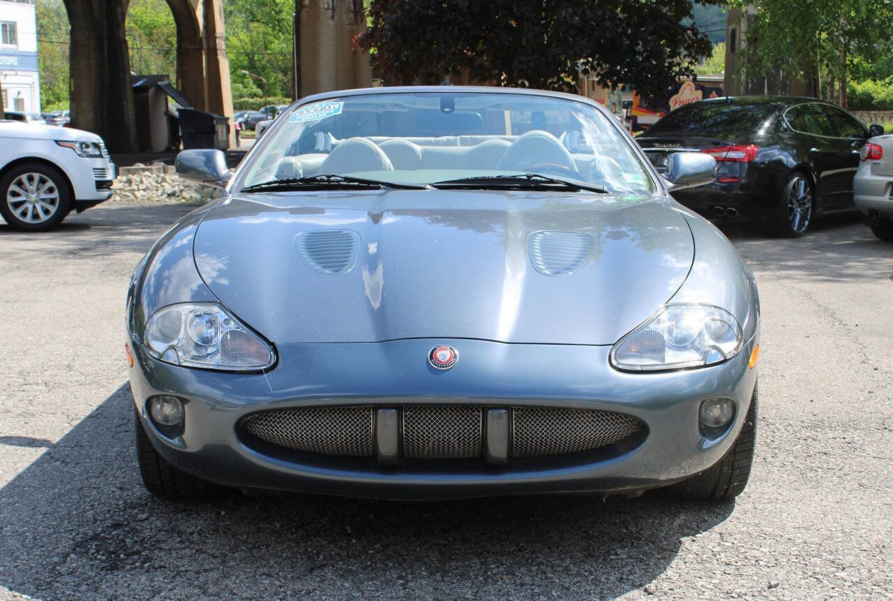 Used 2000 Jaguar XK8 Convertible RWD image 2