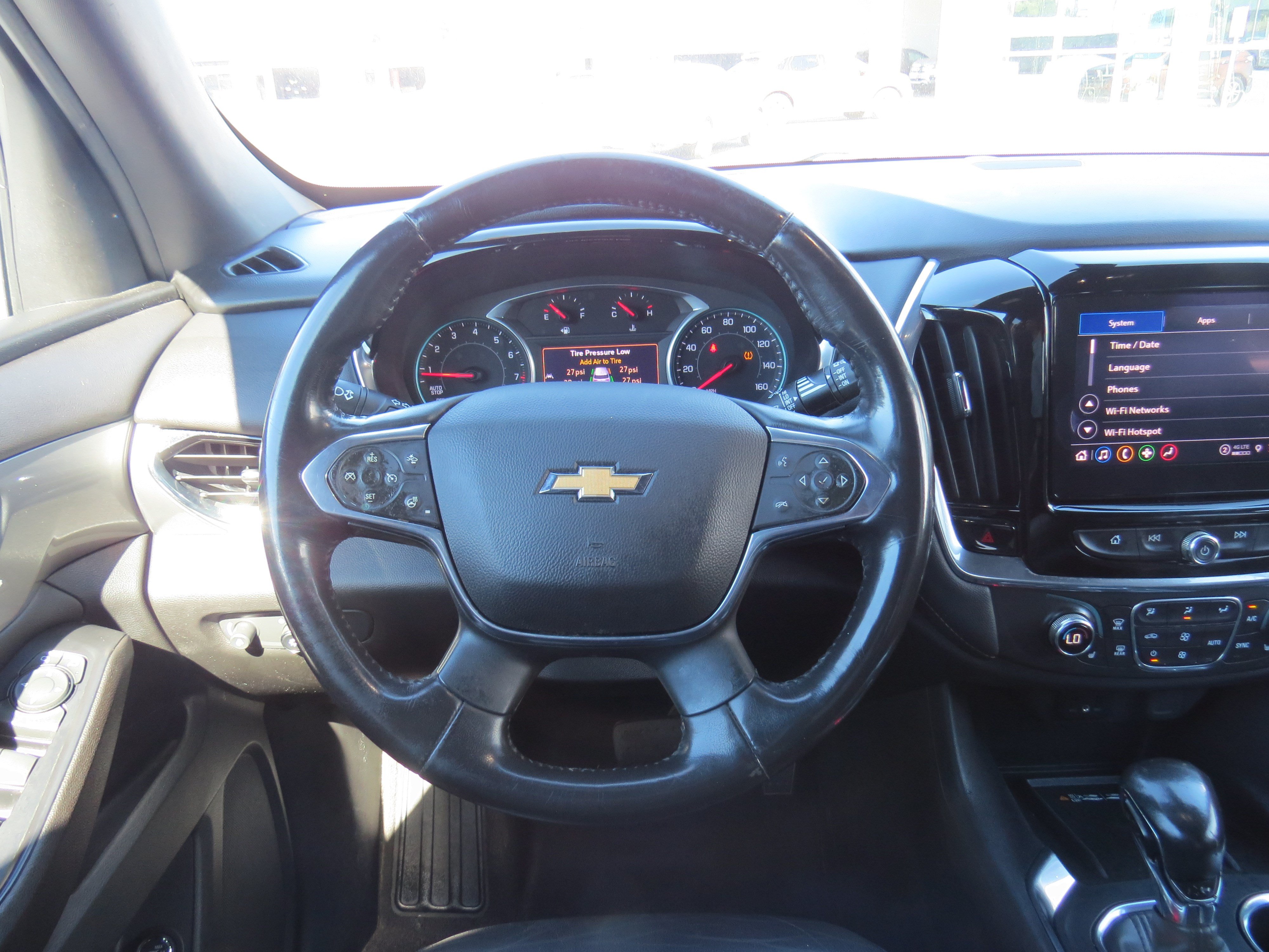 Used 2022 Chevrolet Traverse LT AWD/4WD image 18
