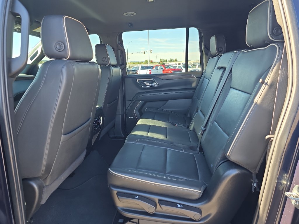 Certified 2024 Chevrolet Suburban Premier AWD/4WD image 22