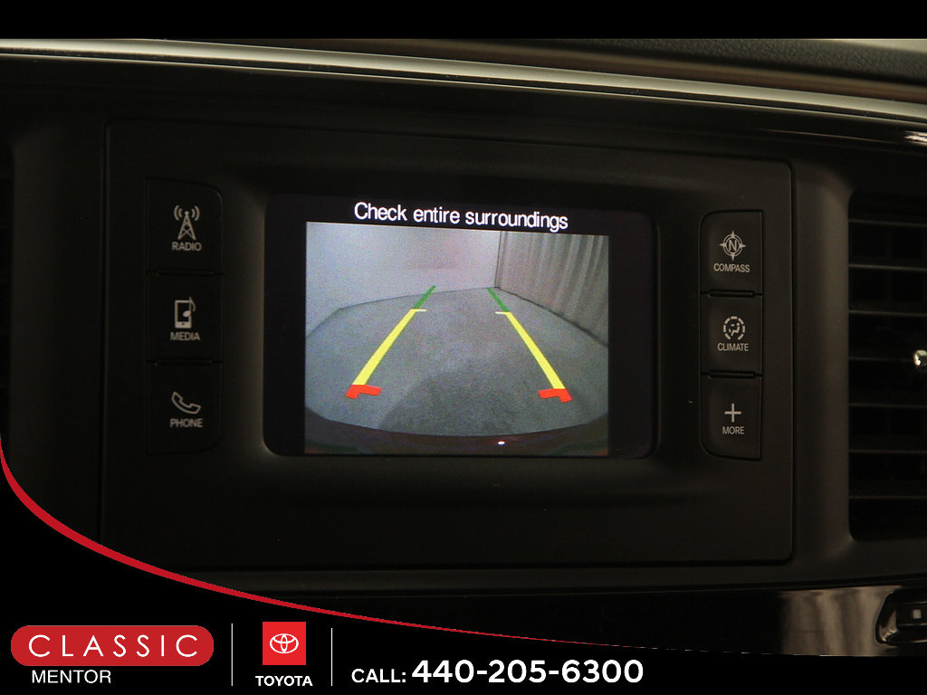 Used 2017 Chrysler Pacifica LX FWD image 14