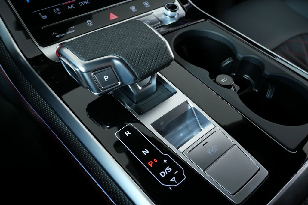 New 2026 Audi SQ8 Prestige image 16