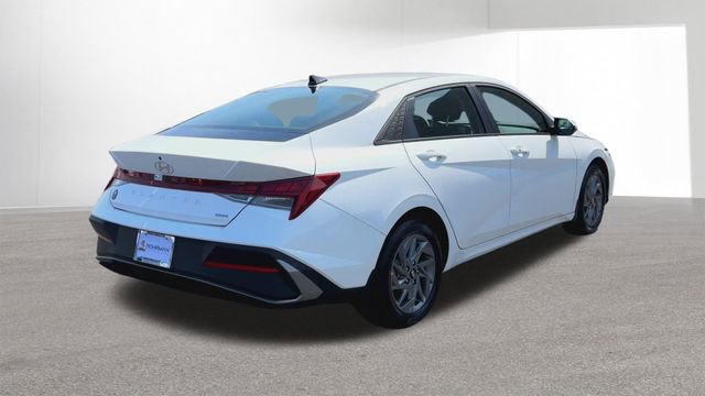 Used 2025 Hyundai Elantra Hybrid FWD image 73