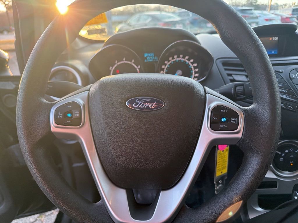 Used 2018 Ford Fiesta SE image 19
