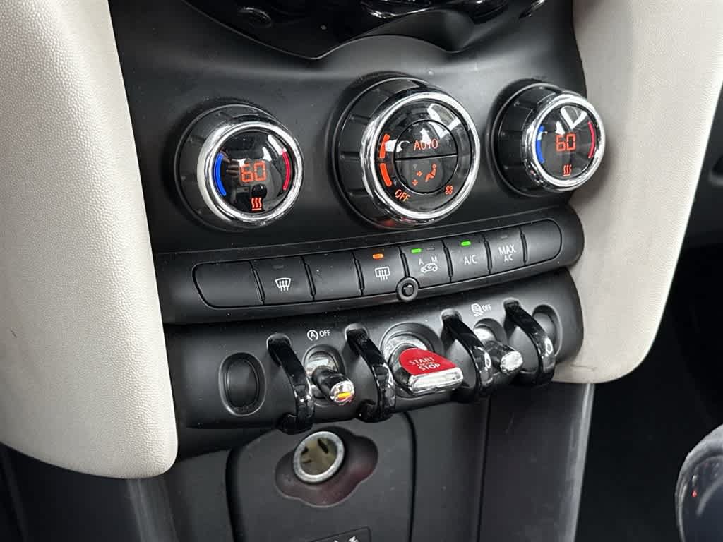 Used 2014 MINI Cooper 2-Door Hardtop FWD image 22