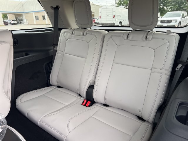 New 2027 Lincoln Aviator Reserve AWD/4WD image 18