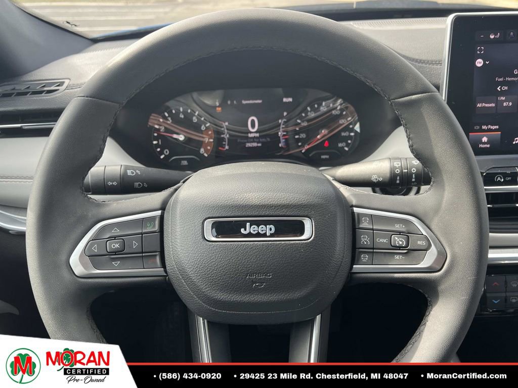 Used 2023 Jeep Compass Limited AWD/4WD image 17