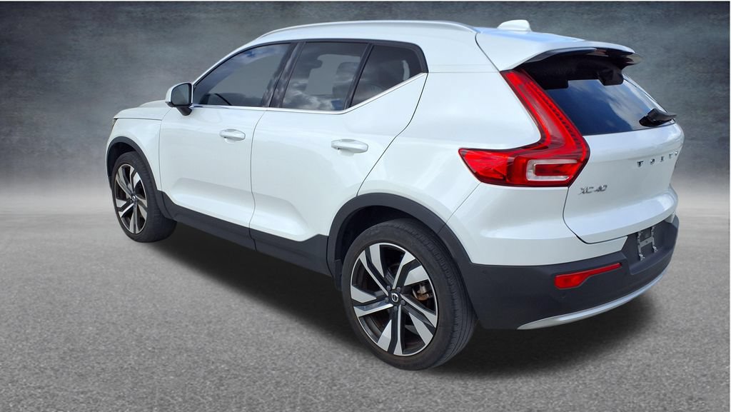 Used 2023 Volvo XC40 B5 Ultimate w/ Protection Package Premier AWD/4WD image 4