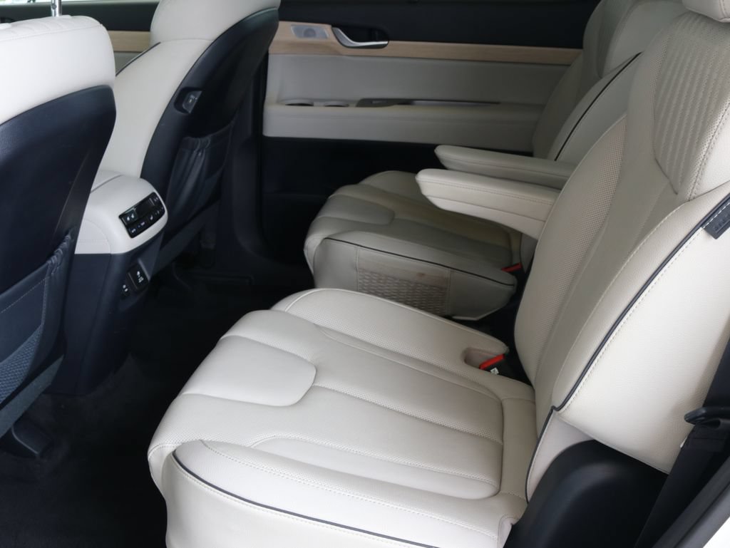 Used 2024 Hyundai Palisade Limited AWD/4WD image 33