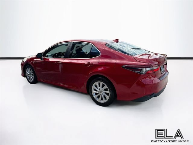 Used 2023 Toyota Camry LE FWD image 5