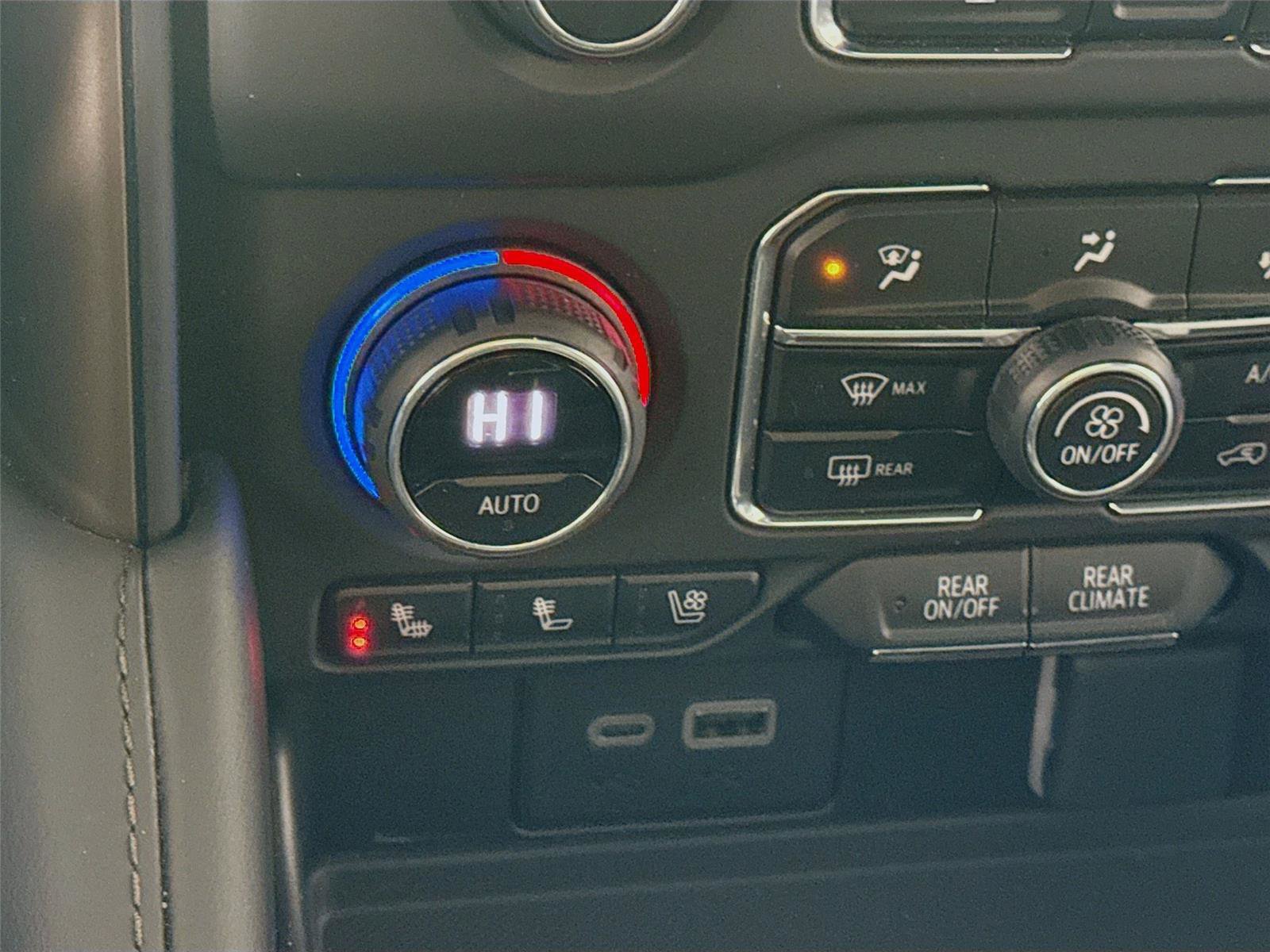 Used 2023 Chevrolet Tahoe High Country image 15