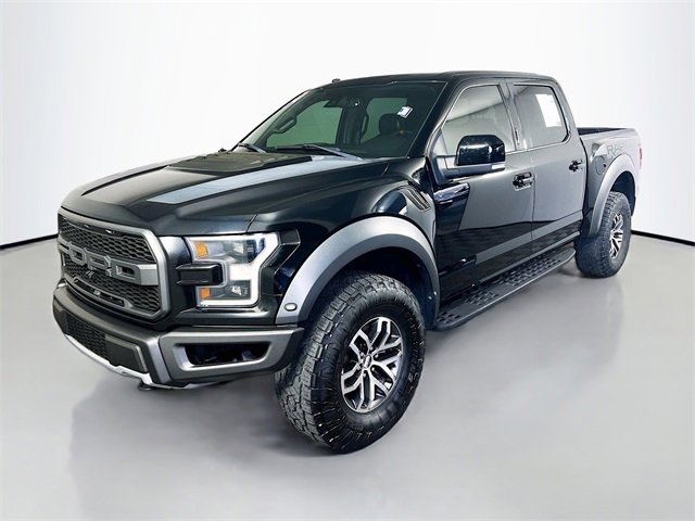 Used 2018 Ford F150 Raptor w/ Equipment Group 802A Luxury image 3