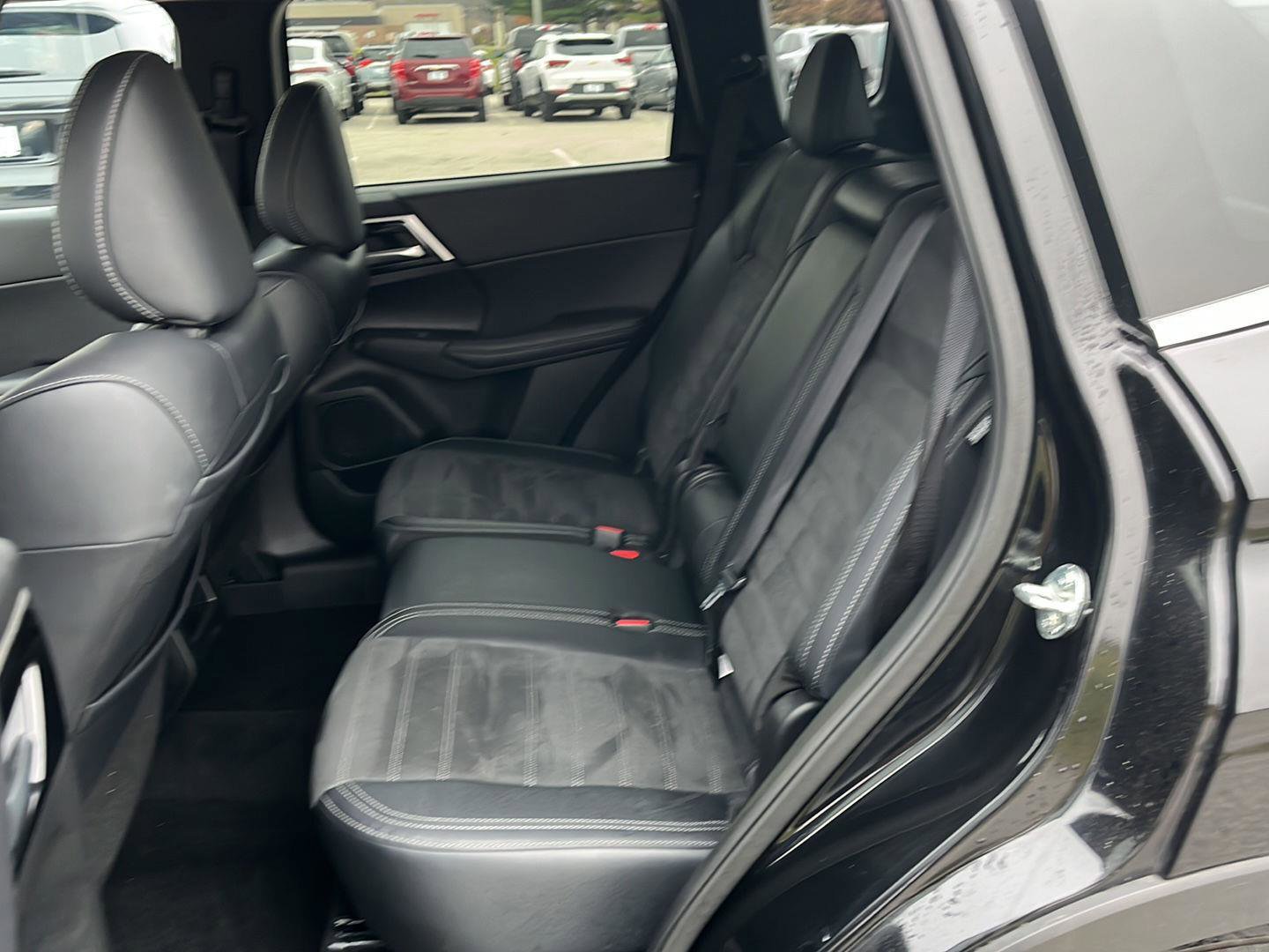 Used 2024 Mitsubishi Outlander Sport AWD image 23