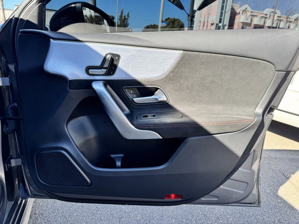 Used 2021 Mercedes-Benz A 220 image 21